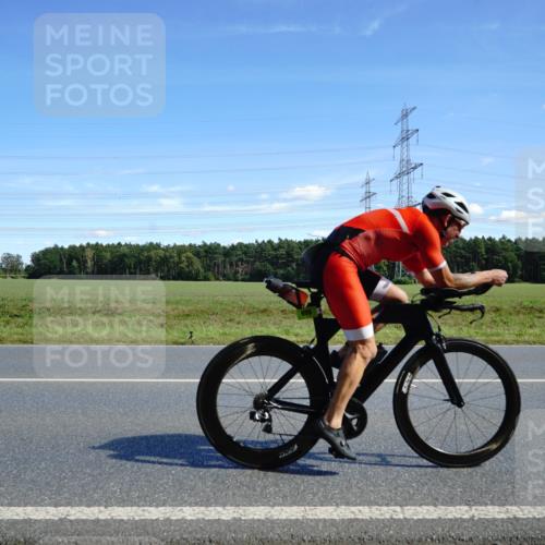 07.09.2025 - 19. Norderstedt Triathlon Michael Burmester http://msf.ph/oto/8834443 07.09.2025 13:59:20 Radfahren 976, 1038 meine-sportfotos.de