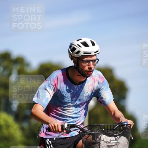 07.09.2025 - 19. Norderstedt Triathlon Michael Burmester http://msf.ph/oto/8834458 07.09.2025 12:20:08 Radfahren 767, 1261 meine-sportfotos.de