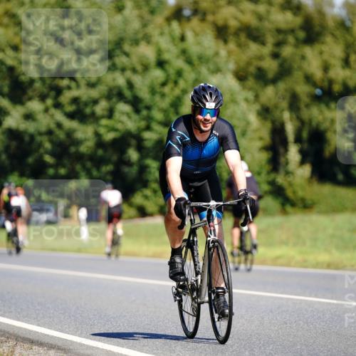 07.09.2025 - 19. Norderstedt Triathlon Michael Burmester http://msf.ph/oto/8834460 07.09.2025 12:20:13 Radfahren 244, 1261 meine-sportfotos.de