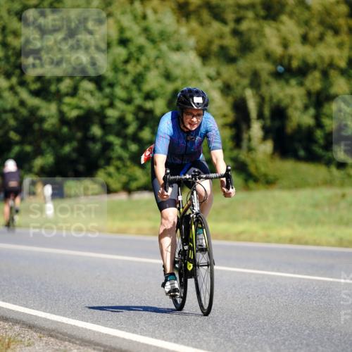 07.09.2025 - 19. Norderstedt Triathlon Michael Burmester http://msf.ph/oto/8834468 07.09.2025 12:20:16 Radfahren 243, 244 meine-sportfotos.de