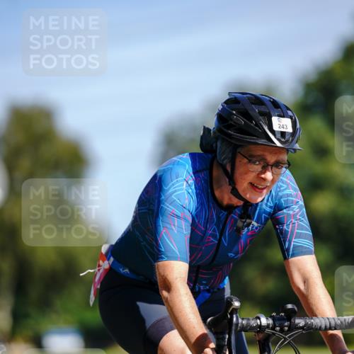 07.09.2025 - 19. Norderstedt Triathlon Michael Burmester http://msf.ph/oto/8834474 07.09.2025 12:20:18 Radfahren 243, 244 meine-sportfotos.de