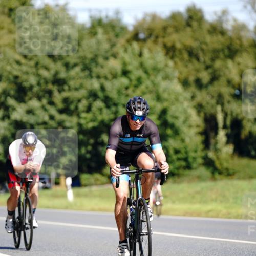 07.09.2025 - 19. Norderstedt Triathlon Michael Burmester http://msf.ph/oto/8834483 07.09.2025 12:20:49 Radfahren 824, 1322 meine-sportfotos.de