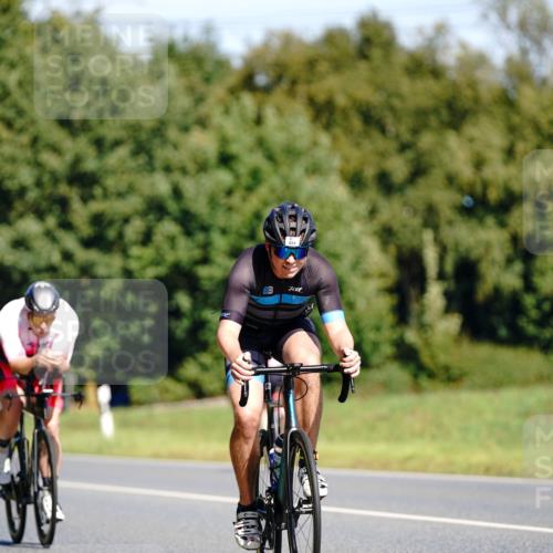 07.09.2025 - 19. Norderstedt Triathlon Michael Burmester http://msf.ph/oto/8834485 07.09.2025 12:20:49 Radfahren 824, 1322 meine-sportfotos.de