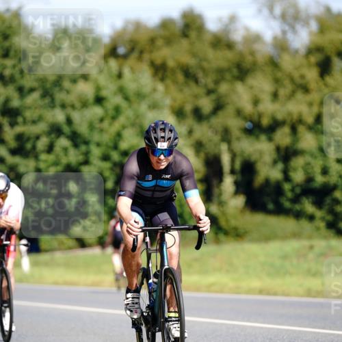 07.09.2025 - 19. Norderstedt Triathlon Michael Burmester http://msf.ph/oto/8834487 07.09.2025 12:20:49 Radfahren 824, 1322 meine-sportfotos.de