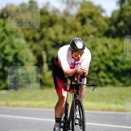 07.09.2025 - 19. Norderstedt Triathlon Michael Burmester http://msf.ph/oto/8834489 07.09.2025 12:20:50 Radfahren 824, 1322 meine-sportfotos.de
