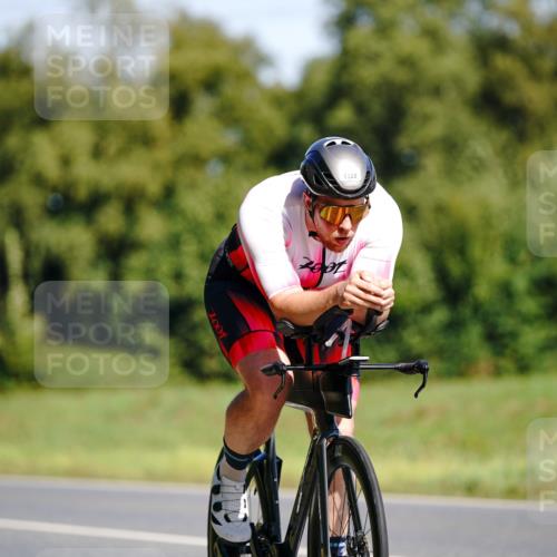 07.09.2025 - 19. Norderstedt Triathlon Michael Burmester http://msf.ph/oto/8834492 07.09.2025 12:20:50 Radfahren 824, 1322 meine-sportfotos.de