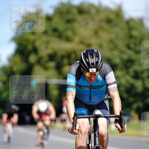 07.09.2025 - 19. Norderstedt Triathlon Michael Burmester http://msf.ph/oto/8834528 07.09.2025 12:21:44 Radfahren 730 meine-sportfotos.de