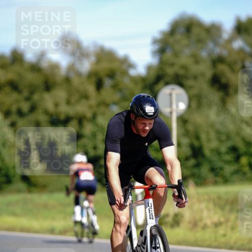 07.09.2025 - 19. Norderstedt Triathlon Michael Burmester http://msf.ph/oto/8834533 07.09.2025 12:21:48 Radfahren 701, 1212 meine-sportfotos.de