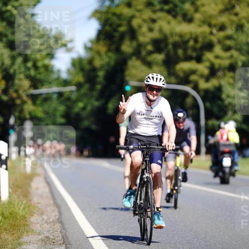 07.09.2025 - 19. Norderstedt Triathlon Michael Burmester http://msf.ph/oto/8834547 07.09.2025 12:22:03 Radfahren 188, 1346, 1398 meine-sportfotos.de