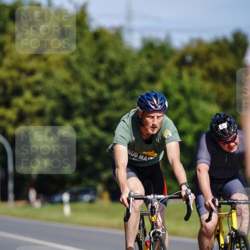 07.09.2025 - 19. Norderstedt Triathlon Michael Burmester http://msf.ph/oto/8834551 07.09.2025 12:22:05 Radfahren 188, 1346, 1398 meine-sportfotos.de