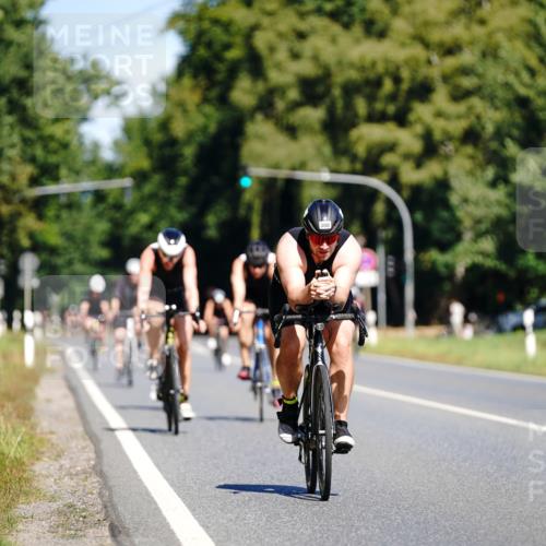 07.09.2025 - 19. Norderstedt Triathlon Michael Burmester http://msf.ph/oto/8834555 07.09.2025 12:22:18 Radfahren 236, 308, 783 meine-sportfotos.de