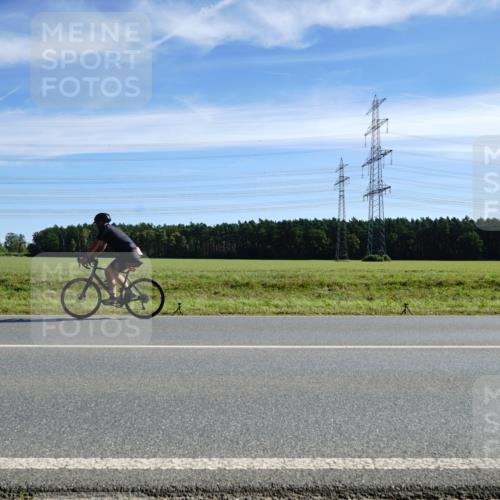 07.09.2025 - 19. Norderstedt Triathlon Michael Burmester http://msf.ph/oto/8834585 07.09.2025 11:58:28 Radfahren 233, 1306, 1359 meine-sportfotos.de
