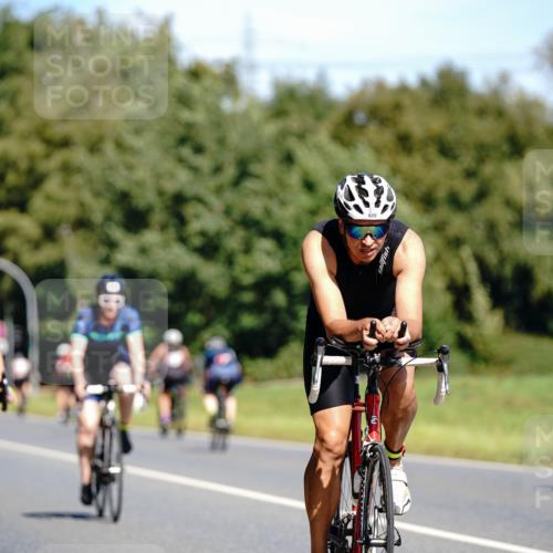 07.09.2025 - 19. Norderstedt Triathlon Michael Burmester http://msf.ph/oto/8834597 07.09.2025 12:22:53 Radfahren 283, 820, 856, 1268 meine-sportfotos.de