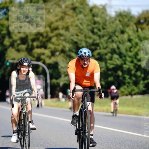 07.09.2025 - 19. Norderstedt Triathlon Michael Burmester http://msf.ph/oto/8834630 07.09.2025 12:23:06 Radfahren 208, 288, 810, 1249, 1293 meine-sportfotos.de