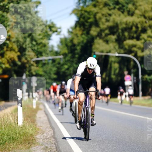 07.09.2025 - 19. Norderstedt Triathlon Michael Burmester http://msf.ph/oto/8834646 07.09.2025 12:23:15 Radfahren 167 meine-sportfotos.de