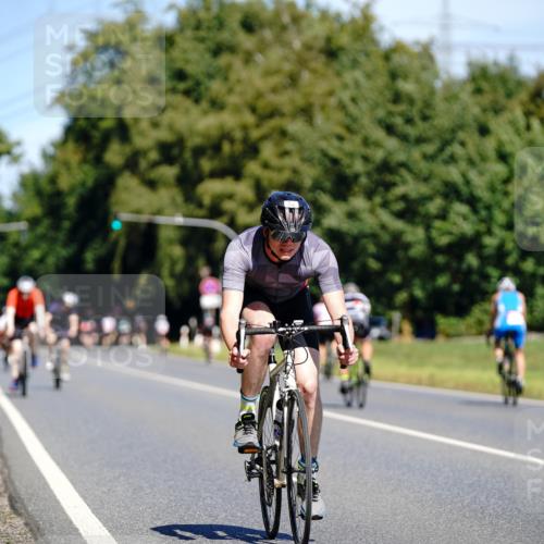 07.09.2025 - 19. Norderstedt Triathlon Michael Burmester http://msf.ph/oto/8834655 07.09.2025 12:23:20 Radfahren 167, 174, 758 meine-sportfotos.de