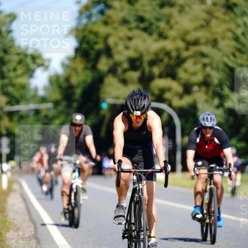 07.09.2025 - 19. Norderstedt Triathlon Michael Burmester http://msf.ph/oto/8834672 07.09.2025 12:23:34 Radfahren 173, 224, 786, 835, 1290, 1296 meine-sportfotos.de