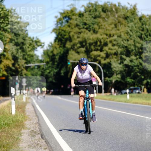 07.09.2025 - 19. Norderstedt Triathlon Michael Burmester http://msf.ph/oto/8834689 07.09.2025 12:23:47 Radfahren 1382 meine-sportfotos.de