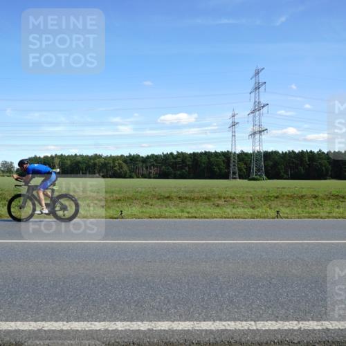 07.09.2025 - 19. Norderstedt Triathlon Michael Burmester http://msf.ph/oto/8834694 07.09.2025 14:01:15 Radfahren 1025, 1041 meine-sportfotos.de