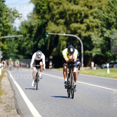 07.09.2025 - 19. Norderstedt Triathlon Michael Burmester http://msf.ph/oto/8834699 07.09.2025 12:23:58 Radfahren 165, 1351 meine-sportfotos.de