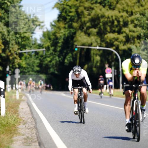 07.09.2025 - 19. Norderstedt Triathlon Michael Burmester http://msf.ph/oto/8834703 07.09.2025 12:23:58 Radfahren 165, 1351 meine-sportfotos.de
