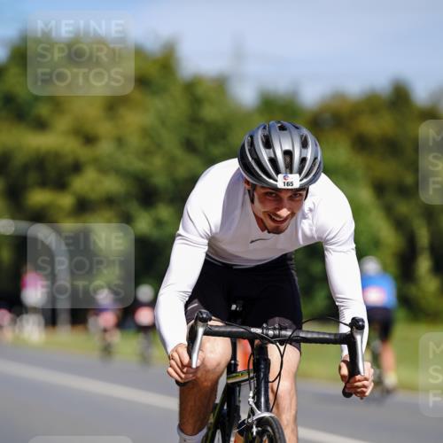 07.09.2025 - 19. Norderstedt Triathlon Michael Burmester http://msf.ph/oto/8834713 07.09.2025 12:24:01 Radfahren 165, 1351 meine-sportfotos.de