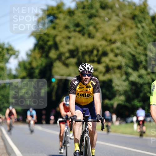 07.09.2025 - 19. Norderstedt Triathlon Michael Burmester http://msf.ph/oto/8834717 07.09.2025 12:24:11 Radfahren 261, 756, 798 meine-sportfotos.de