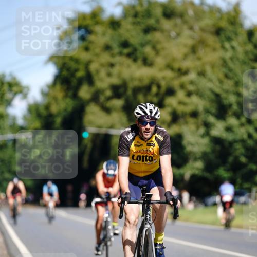 07.09.2025 - 19. Norderstedt Triathlon Michael Burmester http://msf.ph/oto/8834718 07.09.2025 12:24:12 Radfahren 261, 756, 798 meine-sportfotos.de