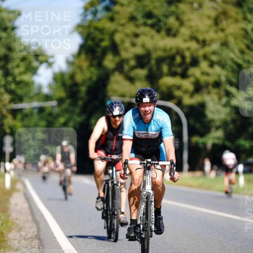 07.09.2025 - 19. Norderstedt Triathlon Michael Burmester http://msf.ph/oto/8834725 07.09.2025 12:24:19 Radfahren 249, 802 meine-sportfotos.de