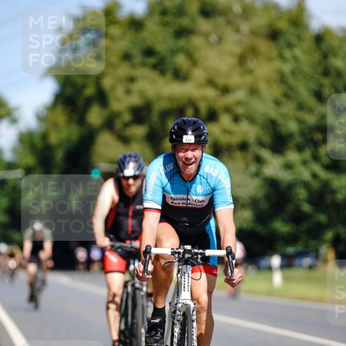 07.09.2025 - 19. Norderstedt Triathlon Michael Burmester http://msf.ph/oto/8834727 07.09.2025 12:24:19 Radfahren 249, 802 meine-sportfotos.de