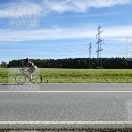 07.09.2025 - 19. Norderstedt Triathlon Michael Burmester http://msf.ph/oto/8834745 07.09.2025 11:59:11 Radfahren 279, 835, 1305, 1379 meine-sportfotos.de