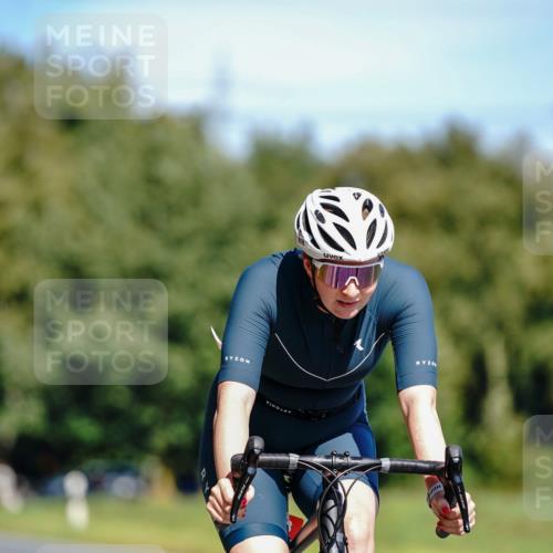 07.09.2025 - 19. Norderstedt Triathlon Michael Burmester http://msf.ph/oto/8834748 07.09.2025 12:24:33 Radfahren 818, 1297 meine-sportfotos.de