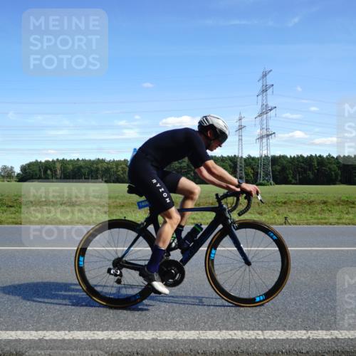 07.09.2025 - 19. Norderstedt Triathlon Michael Burmester http://msf.ph/oto/8834772 07.09.2025 14:01:27 Radfahren 863, 1406 meine-sportfotos.de