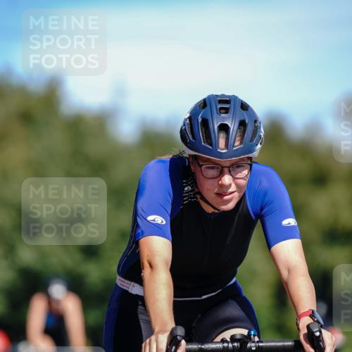 07.09.2025 - 19. Norderstedt Triathlon Michael Burmester http://msf.ph/oto/8834773 07.09.2025 12:25:16 Radfahren 205, 220, 274, 292, 766 meine-sportfotos.de