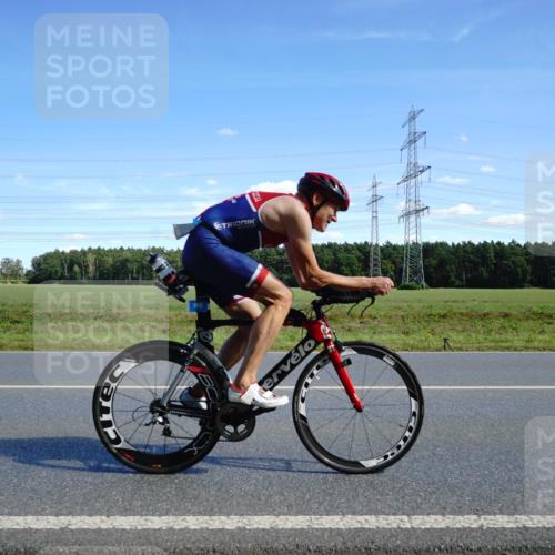 07.09.2025 - 19. Norderstedt Triathlon Michael Burmester http://msf.ph/oto/8834783 07.09.2025 14:01:33 Radfahren 908 meine-sportfotos.de