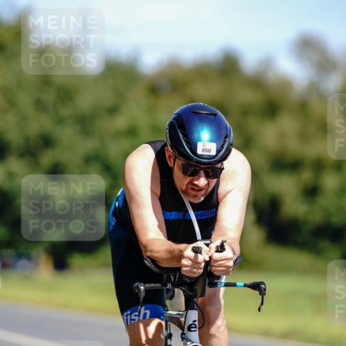 07.09.2025 - 19. Norderstedt Triathlon Michael Burmester http://msf.ph/oto/8834796 07.09.2025 12:25:43 Radfahren 850 meine-sportfotos.de