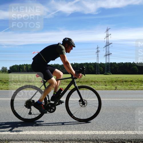 07.09.2025 - 19. Norderstedt Triathlon Michael Burmester http://msf.ph/oto/8834814 07.09.2025 11:59:26 Radfahren 1350 meine-sportfotos.de