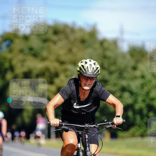 07.09.2025 - 19. Norderstedt Triathlon Michael Burmester http://msf.ph/oto/8834850 07.09.2025 12:26:22 Radfahren 216, 239, 759 meine-sportfotos.de