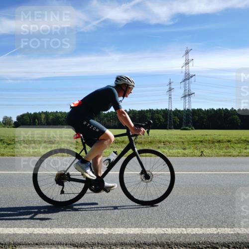 07.09.2025 - 19. Norderstedt Triathlon Michael Burmester http://msf.ph/oto/8834851 07.09.2025 11:59:34 Radfahren 138, 192, 201, 252, 773, 818, 1294 meine-sportfotos.de