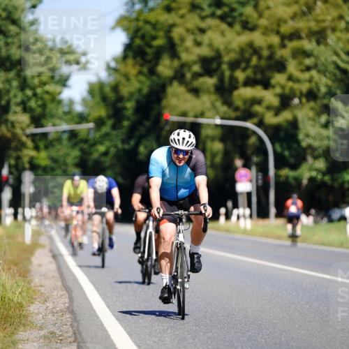 07.09.2025 - 19. Norderstedt Triathlon Michael Burmester http://msf.ph/oto/8834889 07.09.2025 12:26:41 Radfahren 1235 meine-sportfotos.de