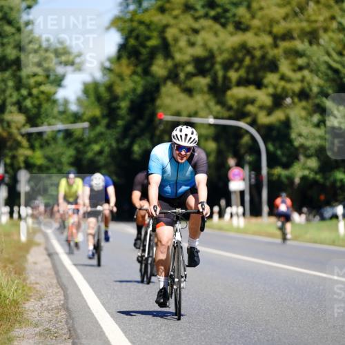 07.09.2025 - 19. Norderstedt Triathlon Michael Burmester http://msf.ph/oto/8834892 07.09.2025 12:26:42 Radfahren 712, 1235 meine-sportfotos.de