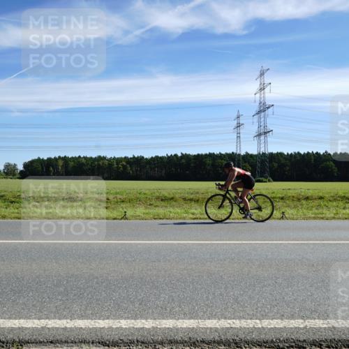 07.09.2025 - 19. Norderstedt Triathlon Michael Burmester http://msf.ph/oto/8834926 07.09.2025 11:59:47 Radfahren 1300 meine-sportfotos.de