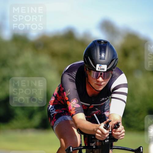 07.09.2025 - 19. Norderstedt Triathlon Michael Burmester http://msf.ph/oto/8834941 07.09.2025 12:27:02 Radfahren 187, 1370, 1386 meine-sportfotos.de