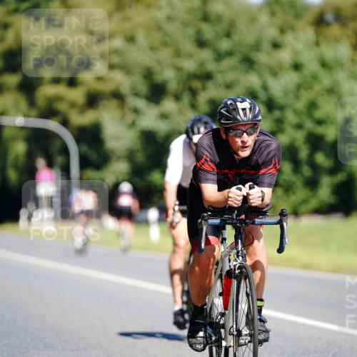 07.09.2025 - 19. Norderstedt Triathlon Michael Burmester http://msf.ph/oto/8834948 07.09.2025 12:27:03 Radfahren 187, 1370, 1386 meine-sportfotos.de