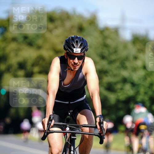 07.09.2025 - 19. Norderstedt Triathlon Michael Burmester http://msf.ph/oto/8834960 07.09.2025 12:27:22 Radfahren 847 meine-sportfotos.de