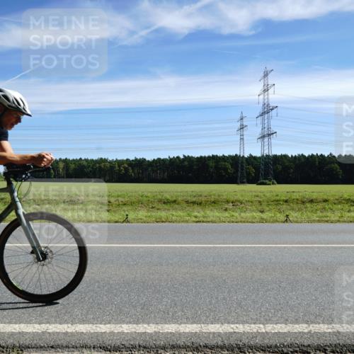 07.09.2025 - 19. Norderstedt Triathlon Michael Burmester http://msf.ph/oto/8834966 07.09.2025 11:59:55 Radfahren 237, 795, 1258 meine-sportfotos.de