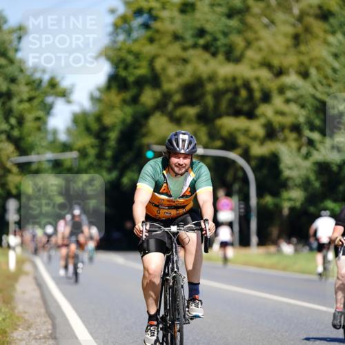 07.09.2025 - 19. Norderstedt Triathlon Michael Burmester http://msf.ph/oto/8834981 07.09.2025 12:27:43 Radfahren 157, 1269, 1283 meine-sportfotos.de