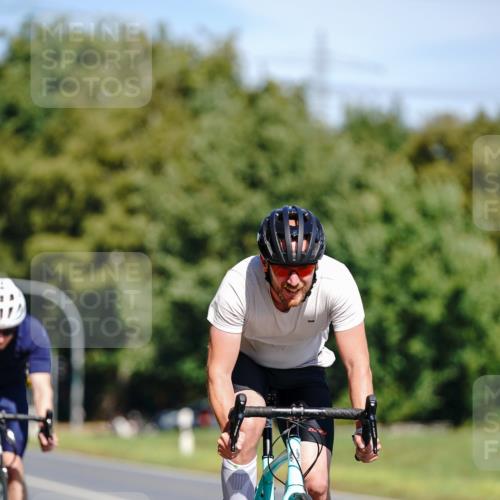 07.09.2025 - 19. Norderstedt Triathlon Michael Burmester http://msf.ph/oto/8835006 07.09.2025 12:27:55 Radfahren 1230, 1241 meine-sportfotos.de