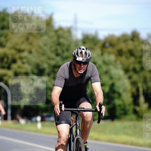 07.09.2025 - 19. Norderstedt Triathlon Michael Burmester http://msf.ph/oto/8835056 07.09.2025 12:28:09 Radfahren 171, 728, 735, 752 meine-sportfotos.de