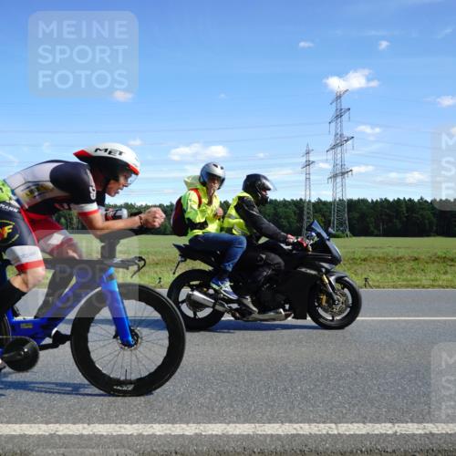 07.09.2025 - 19. Norderstedt Triathlon Michael Burmester http://msf.ph/oto/8835077 07.09.2025 14:03:46 Radfahren 978, 985, 1039 meine-sportfotos.de